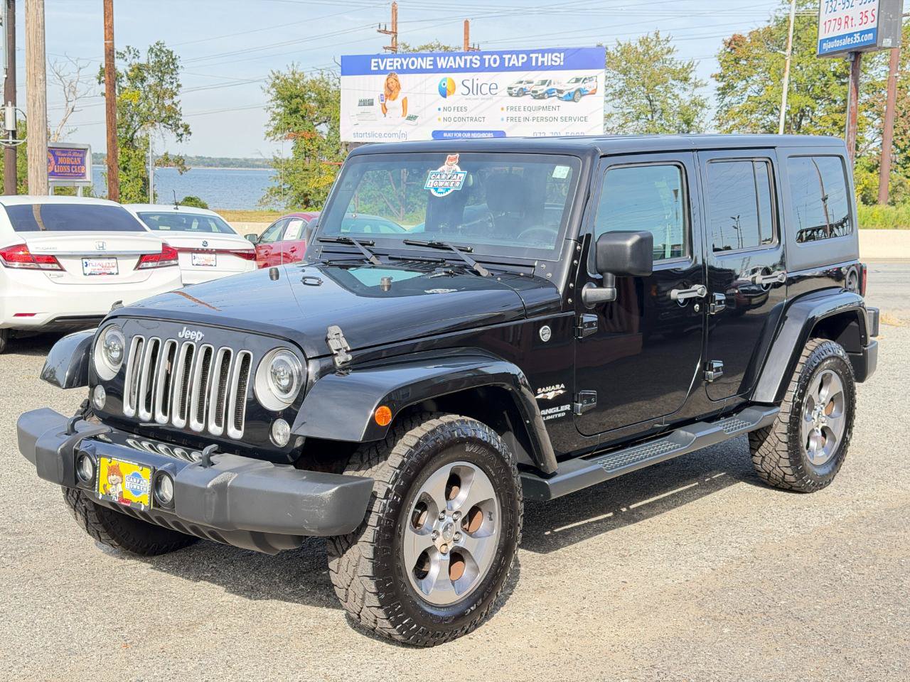 Used 2016 Jeep Wrangler Unlimited Sahara w/ Connectivity Group AWD/4WD image 8