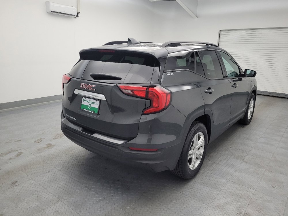 Used 2019 GMC Terrain SLE w/ Driver Convenience Package FWD image 9