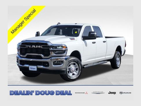 Used 2025 RAM 2500 Tradesman AWD/4WD image 1