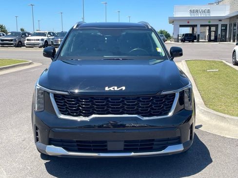 Certified 2025 Kia Sorento S w/ Panoramic Sunroof Package FWD image 2