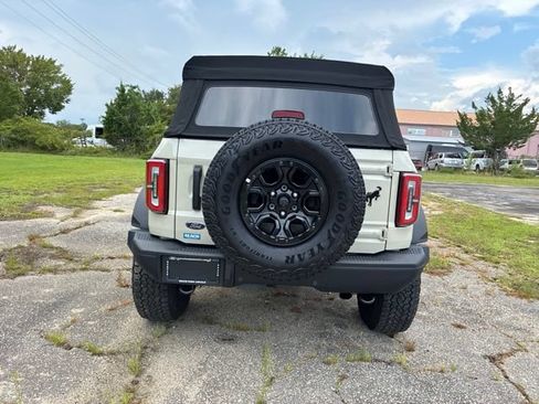 Used 2025 Ford Bronco Badlands AWD/4WD image 4