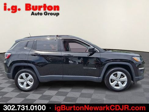 Used 2021 Jeep Compass Latitude w/ Convenience Group AWD/4WD image 7