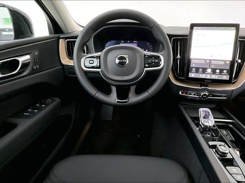 New 2026 Volvo XC60 B5 Core AWD/4WD image 13