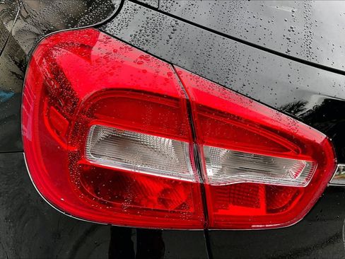 Certified 2017 Mercedes-Benz GLA 250 image 29