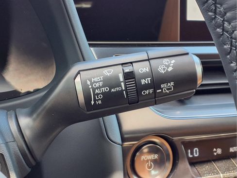 Used 2026 Lexus UX 300h FWD w/ Accessory Package (Z2) image 27