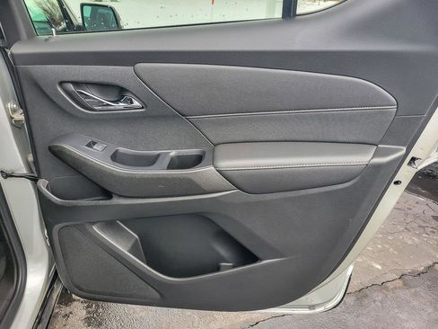 Certified 2022 Chevrolet Traverse Premier w/ Redline Edition image 22