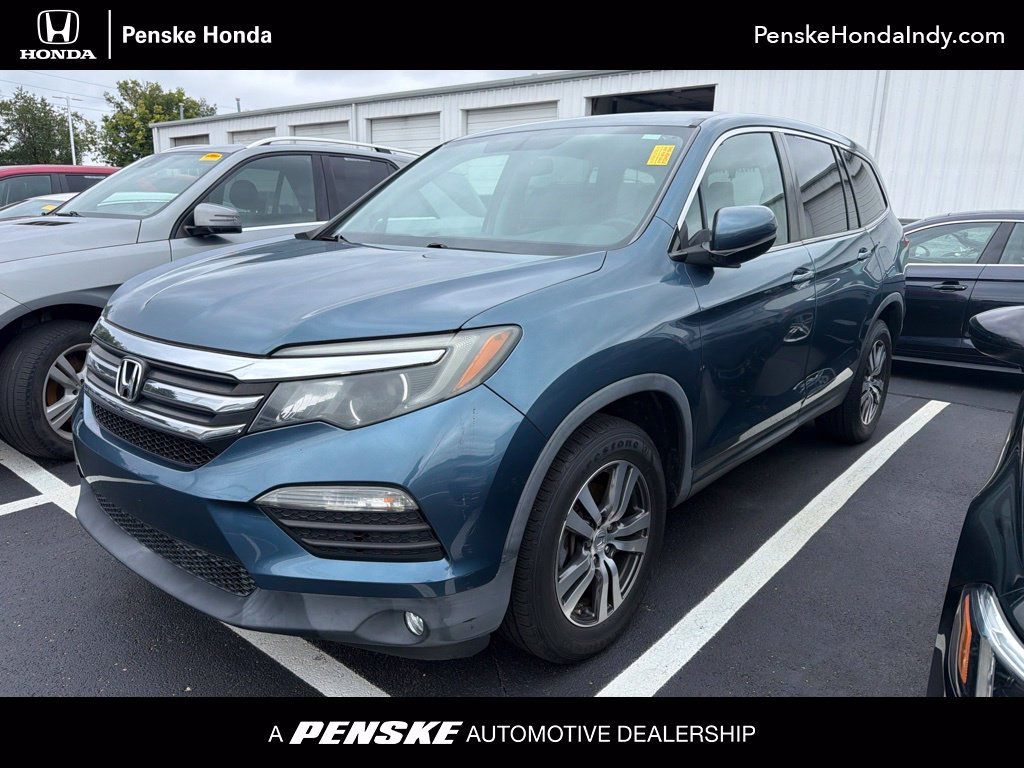 Used 2017 Honda Pilot EX image 1