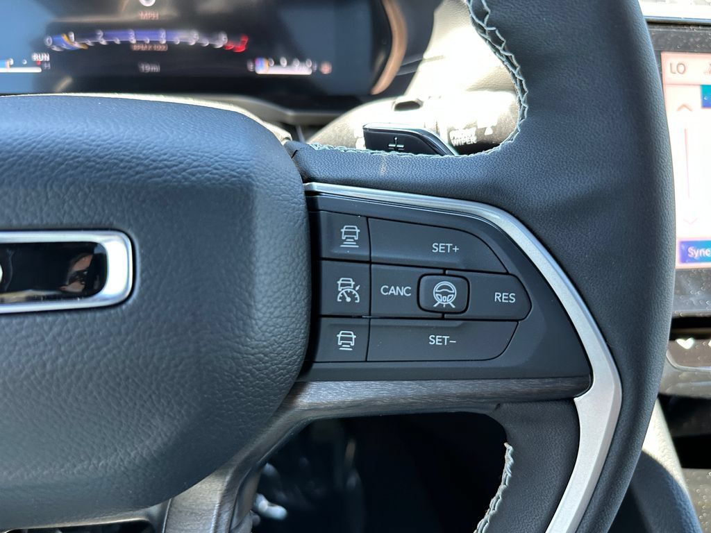 New 2026 Jeep Grand Cherokee L Limited w/ Limited Altitude Package RWD image 26