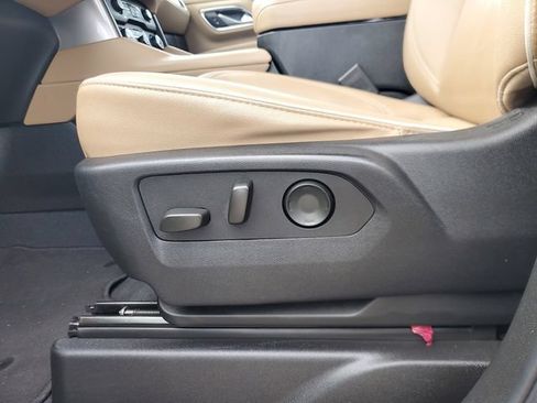 Used 2024 Chevrolet Tahoe Premier RWD image 17