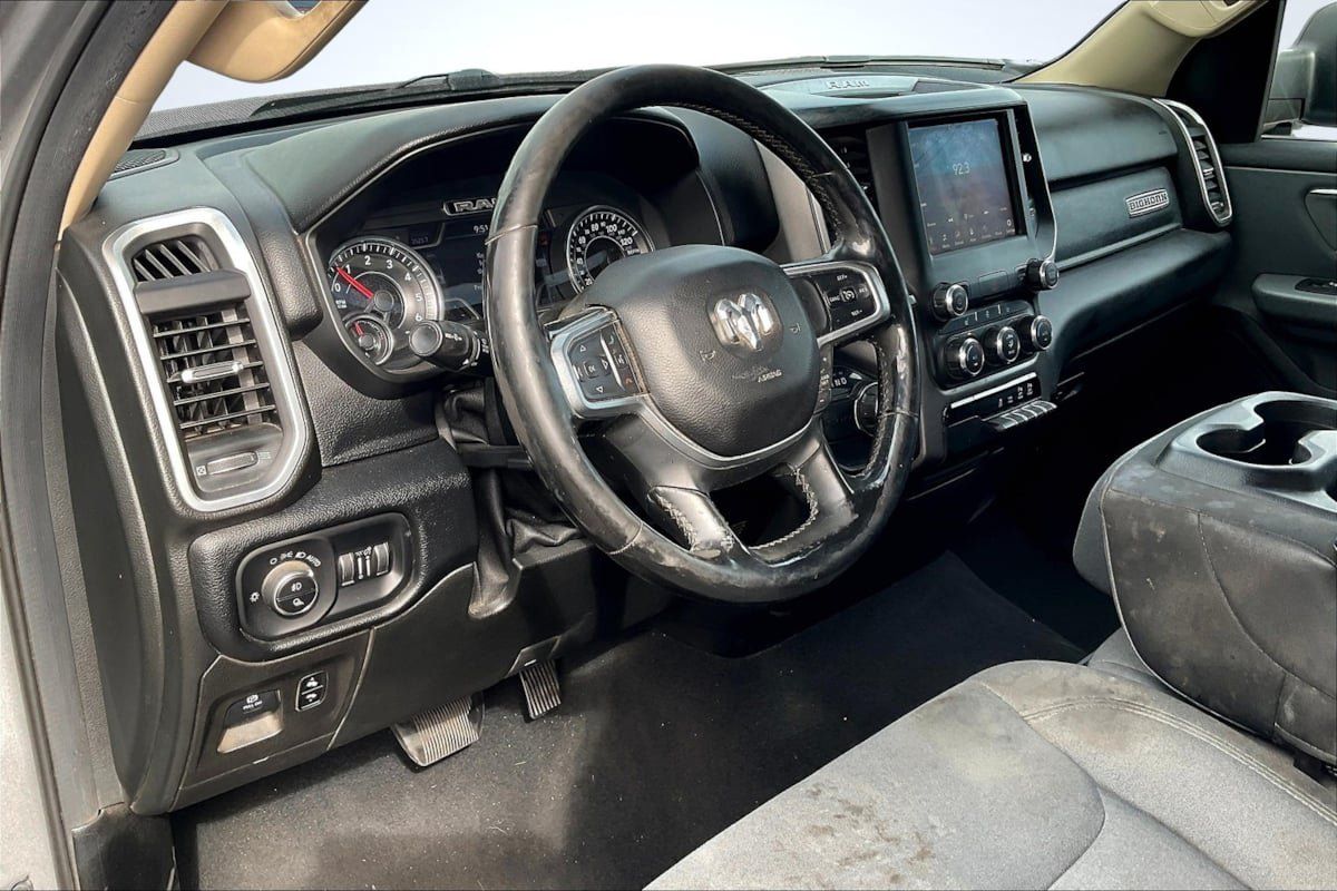 Used 2019 RAM 1500 Big Horn RWD image 14