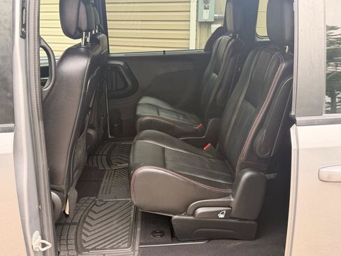 Used 2020 Dodge Grand Caravan GT FWD image 20