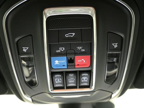 New 2026 Jeep Grand Cherokee L Limited w/ Limited Altitude Package AWD/4WD image 24