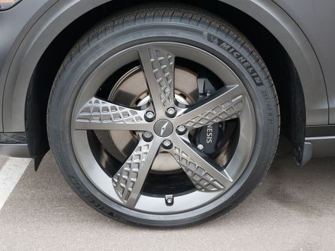 Used 2024 Genesis GV70 2.5T w/ Sport Prestige Package image 15