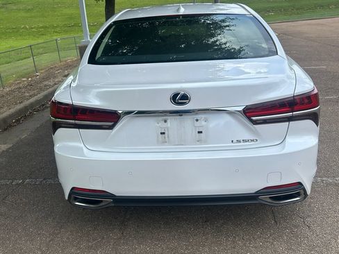 Used 2018 Lexus LS 500 w/ Interior Upgrade Package RWD image 4