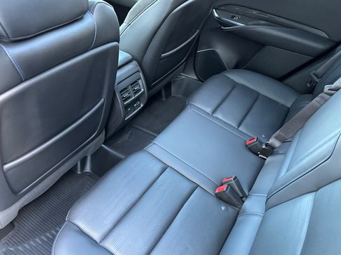 Used 2024 Cadillac XT4 Sport image 13