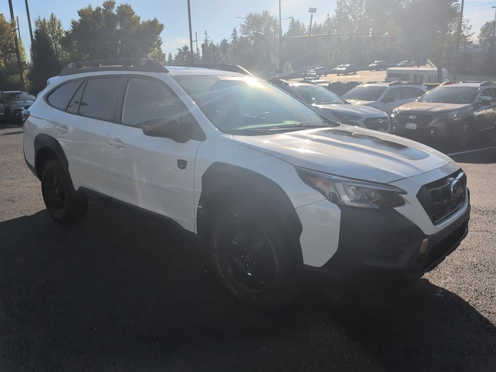 Used 2025 Subaru Outback Wilderness AWD/4WD image 3