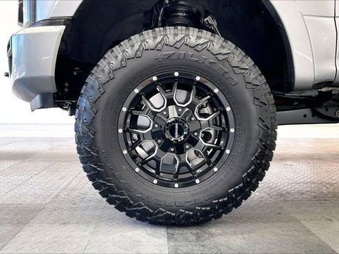 Used 2020 Ford F250 Lariat image 7