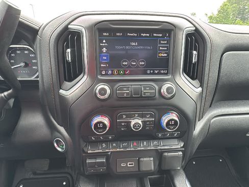 Certified 2021 GMC Sierra 1500 AT4 w/ AT4 Preferred Package AWD/4WD image 15