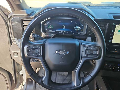 Used 2023 Chevrolet Silverado 1500 ZR2 w/ Technology Package AWD/4WD image 19