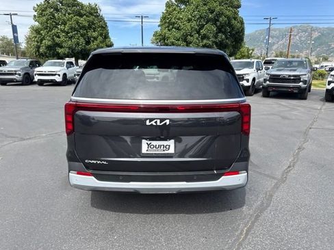 Used 2026 Kia Carnival FWD image 6
