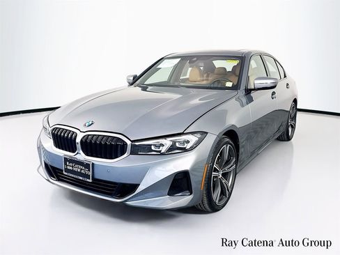 Used 2023 BMW 330i xDrive Sedan w/ Premium Package AWD/4WD image 3
