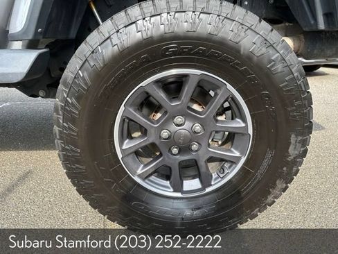Used 2020 Jeep Gladiator Overland AWD/4WD image 29