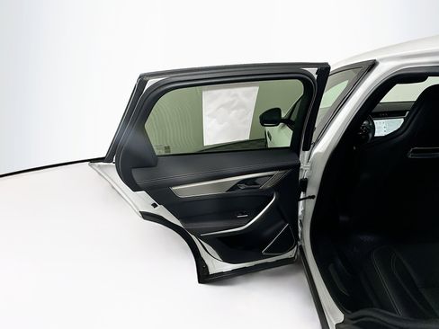 Used 2025 Jaguar F-PACE R-Dynamic S image 27