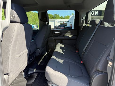 Used 2022 Chevrolet Silverado 2500 LT w/ Convenience Package AWD/4WD image 16