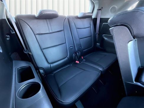 Used 2014 Kia Sorento SX w/ 3rd Row Package image 26