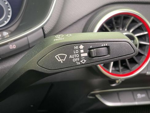 Used 2019 Audi TT RS AWD/4WD image 40