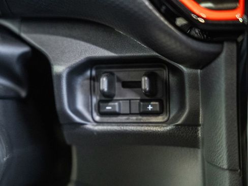 Used 2025 Ford Ranger Raptor AWD/4WD image 30