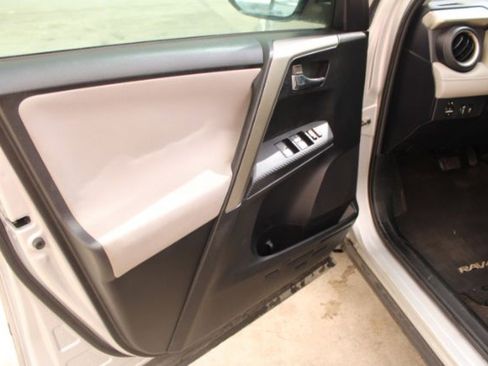 Used 2015 Toyota RAV4 XLE image 10