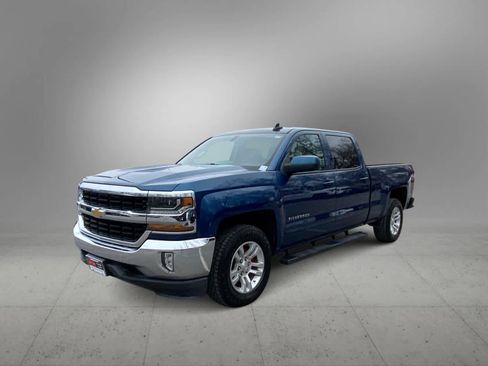 Used 2017 Chevrolet Silverado 1500 LT w/ All Star Edition AWD/4WD image 4