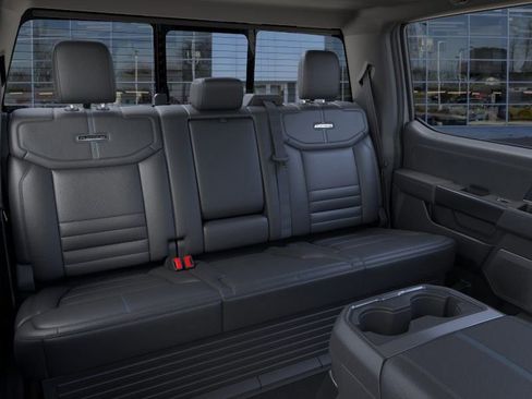 New 2026 Ford F250 Platinum w/ FX4 Off-Road Package image 12