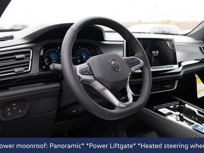 New 2026 Volkswagen Atlas Cross Sport SEL Premium R-Line