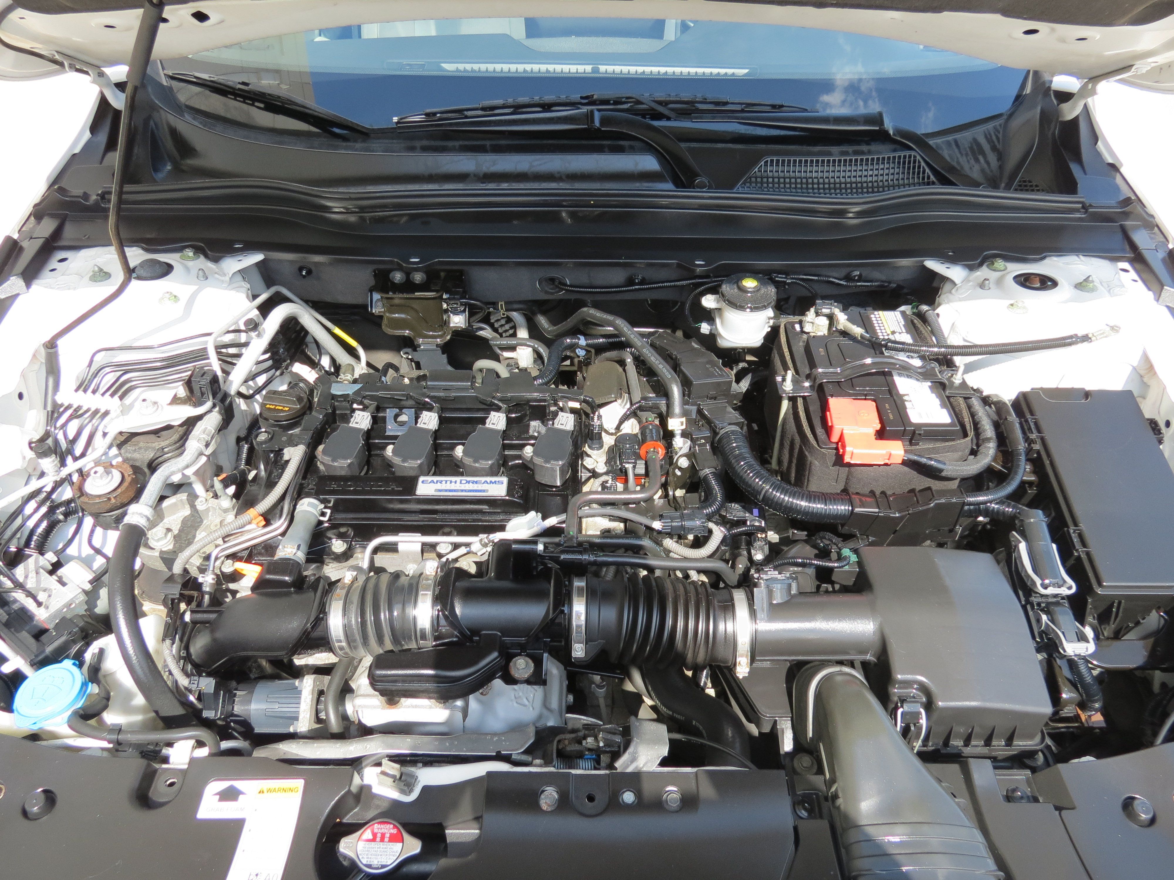 Used 2018 Honda Accord EX image 9