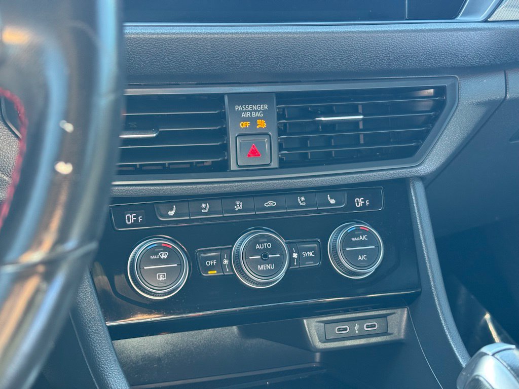 Used 2021 Volkswagen Jetta GLI Autobahn FWD image 14