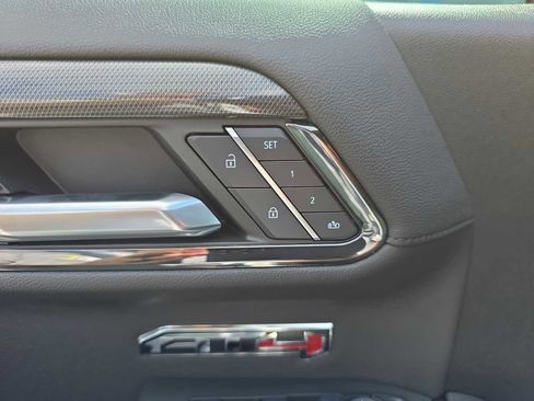 Used 2024 GMC Sierra 1500 AT4 w/ Technology Package image 28