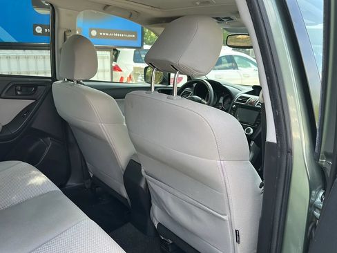 Used 2016 Subaru Forester 2.5i Premium w/ Popular Package #2 AWD/4WD image 18