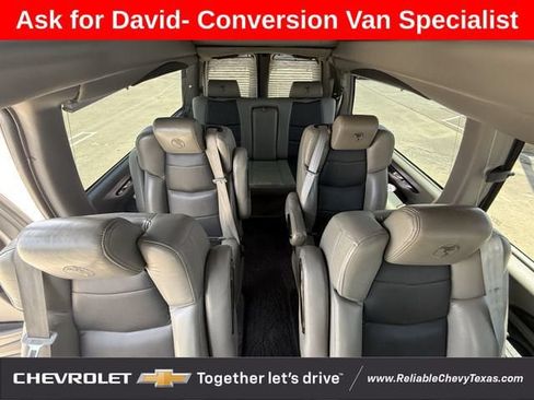 Used 2020 GMC Savana 2500 Extended w/ Enhanced Convenience Package RWD image 31