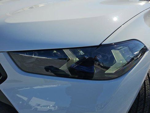 New 2026 BMW X6 xDrive40i image 32