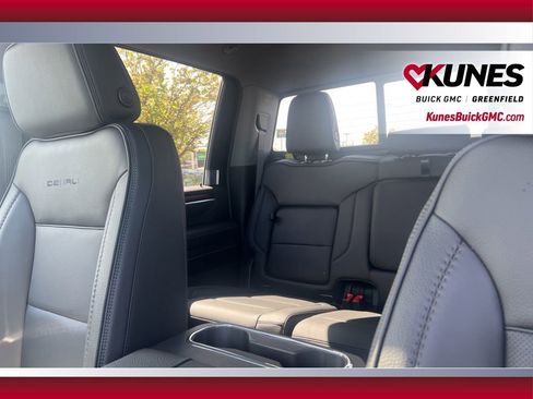 New 2026 GMC Sierra 2500 Denali w/ Denali Reserve Package AWD/4WD image 34