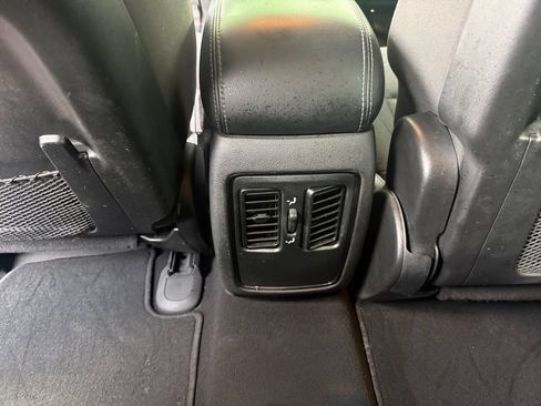 Used 2021 Dodge Durango SXT w/ 3rd Row Seating Group RWD image 28