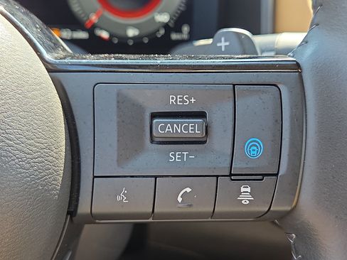 Used 2023 Nissan Rogue Platinum w/ Platinum Premium Package AWD/4WD image 22