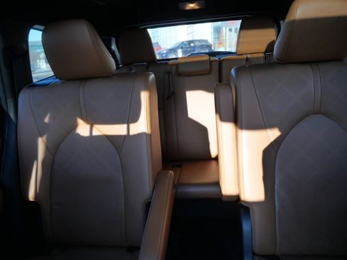 Certified 2021 Toyota Highlander Platinum image 14