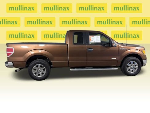 Used 2011 Ford F150 XLT w/ XLT Chrome Pkg RWD image 2
