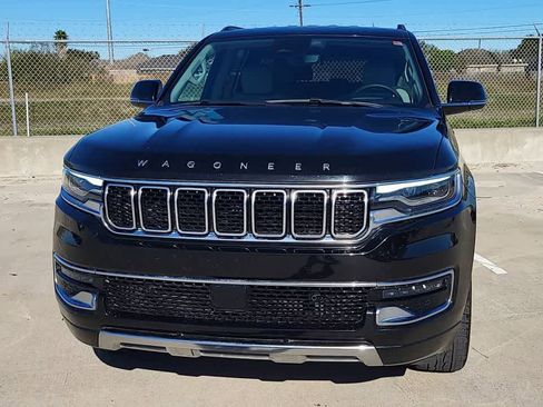 Used 2024 Jeep Wagoneer Series III AWD/4WD image 3