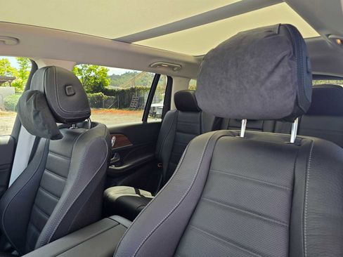 New 2026 Mercedes-Benz GLS 450 4MATIC image 23