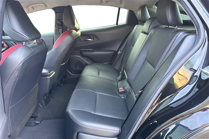 Used 2023 Toyota Prius Prime Premium w/ Advanced Technology Package FWD image 11