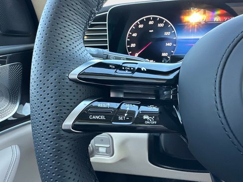 New 2026 Mercedes-Benz GLS 450 450 4MATIC SUV image 32